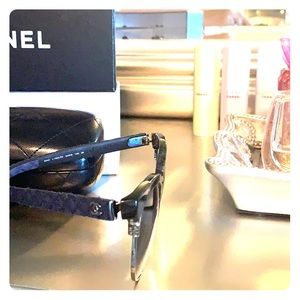 Chanel sunglasses 5342